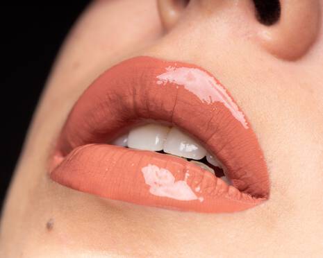 NYX - SHINE LOUD HIGH SHINE LIP COLOR (3.4mL)