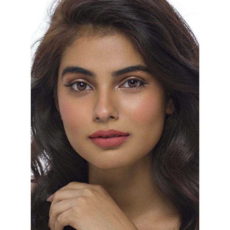 SUGAR - Mettle Satin Lipstick (2.2g)