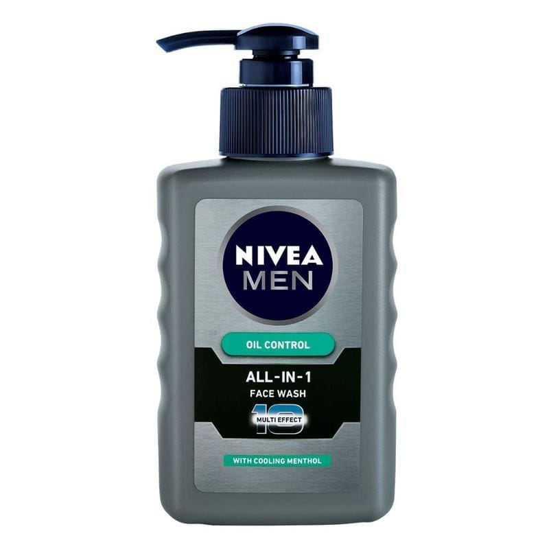 NIVEA - Men Face Wash, Oil Control for 5hr Oil Control with 10x Vitamin C Effect, (150ML)