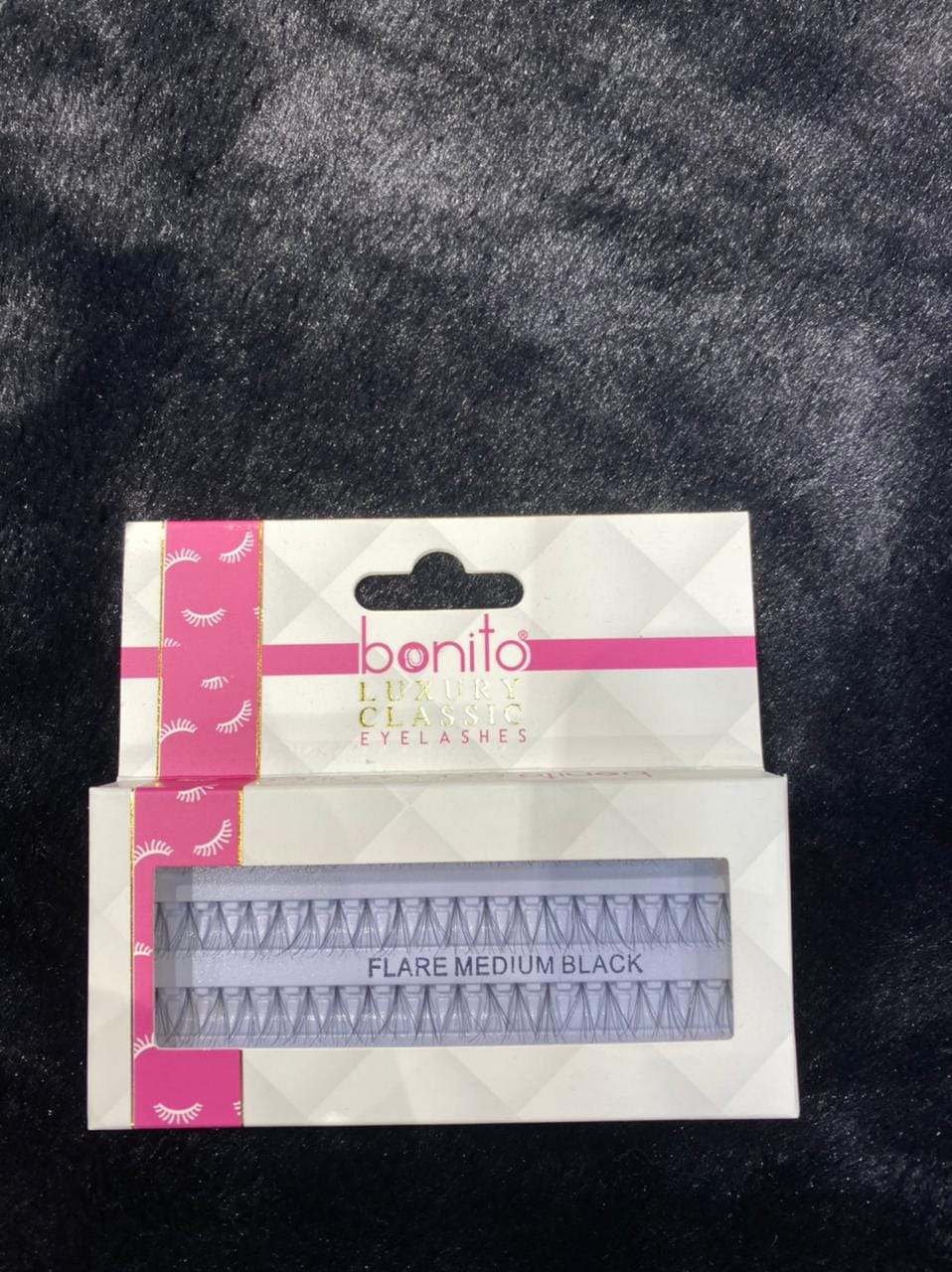 BONITO (Flare Medium Black) LUXURY CLASSIC EYELASHES