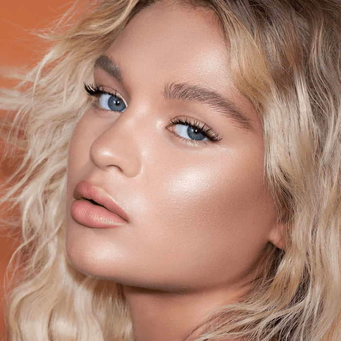 Natasha Denona I Need A Nude Glow Highlighter