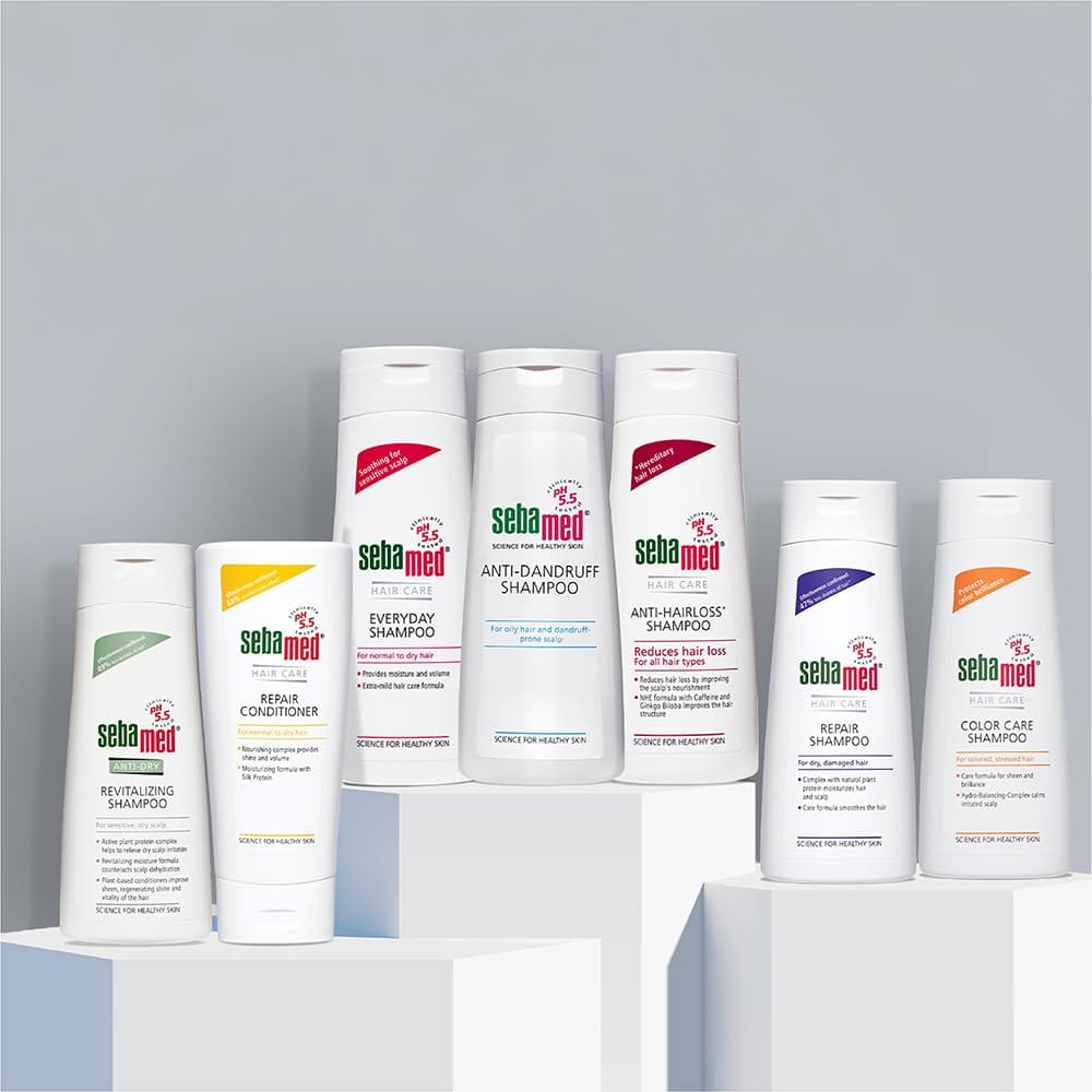 Sebamed - Anti - Dandruff Shampoo For Oily Hair And Dandruff Prone Scalp (200ML)